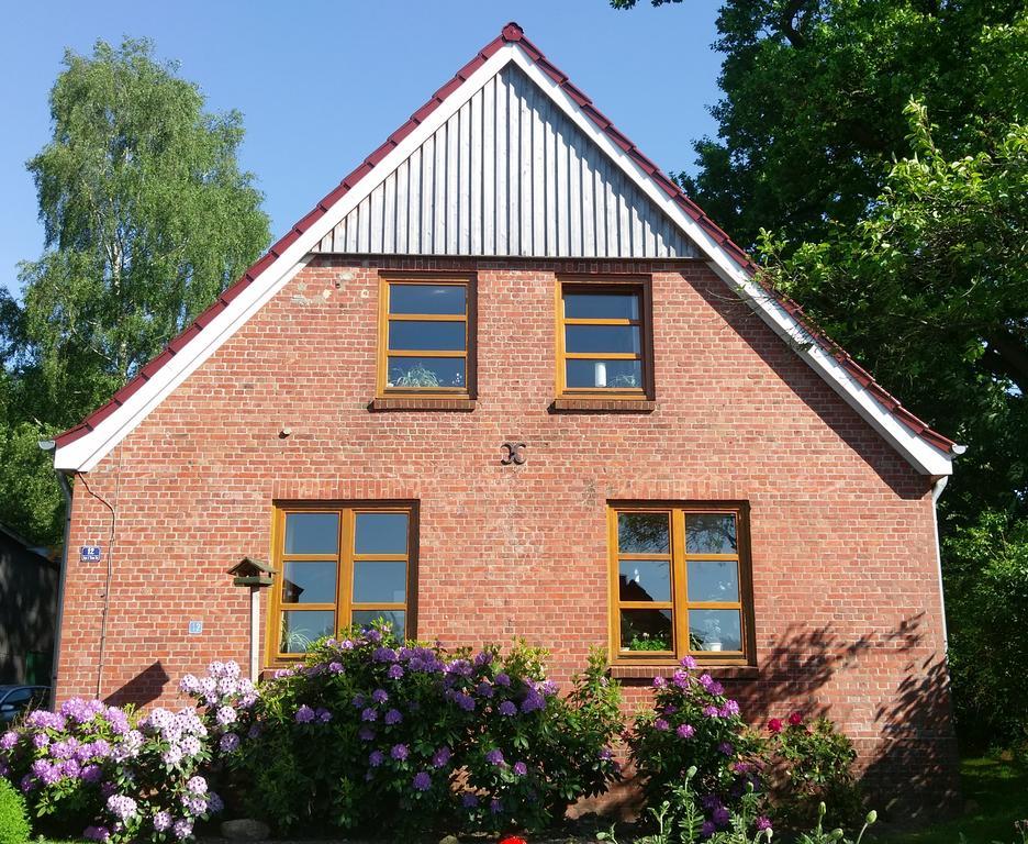 Hof Rahlf Im Naturpark Aukrug Hennstedt  エクステリア 写真